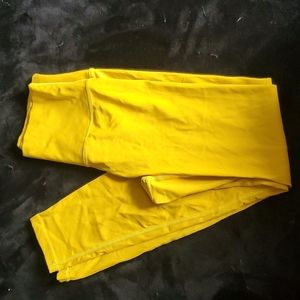 Yellow leggings
